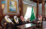 الأمير سلمان بن سلطان يستقبل رئيس وأعضاء مجلس إدارة غرفة المدينة المنورة