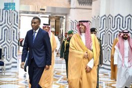 رئيس وزراء جمهورية الصومال الفيدرالية يُغادر جدة