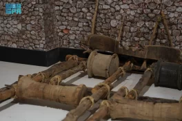 جناح الباحة في”واحة الأمن” يبرز المحّالة وأدوات السواني التراثية في”واحة الأمن”