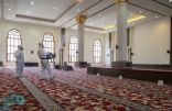 الشؤون الإسلامية تعيد افتتاح 17 مسجدا بعد تعقيمها في 6 مناطق