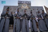 الفنون الشعبية تزيّن مشاركة إمارة الباحة في مهرجان الملك عبدالعزيز للإبل النسخة العاشرة (واحة الأمن)