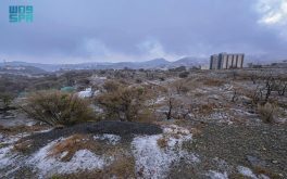 الباحة تشهد حالة مطرية غزيرة يكسو خلالها البَرَد شوارعها ومرتفعاتها