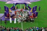 الشيخ سلمان آل خليفة يتوج الأهلي بكأس دوري أبطال آسيا للنخبة 2024-2025