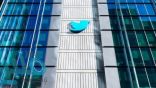 “تويتر” ينفي تعرضه للاختراق بعد انقطاع الخدمة لساعات