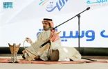 “الربابة”.. آلة موسيقية شعبية تجذب أهالي وزوار مهرجان صيف الباحة