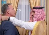 إنفاذًا لأمر خادم الحرمين الشريفين.. سمو وزير الدفاع يُقلد قائد القيادة المركزية الأمريكية السابق وسام الملك عبدالعزيز من الدرجة الممتازة