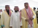 أمير الباحة يسلم عددًا من المستفيدين الوحدات السكنية بمشروع إسكان ناوان