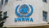 “الأونروا”: نفاد إمدادات الدقيق والوقود ولقاحات الأطفال في قطاع غزة