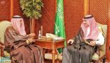الأمير بدر بن سلطان يلتقي أمير الفوج الثاني بالحرس الوطني