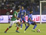 الهلال يكتفي بهدف نظيف في شباك الاتفاق ليحافظ على الصدارة