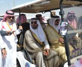 أمير #حائل يدشن الباص السياحي ويتجول بمقر الفعاليات المصاحبة لرالي حائل