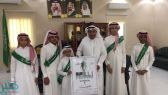 طلاب النور يبدأون احتفالهم بالوطن بزيارة محافظ العرضيات