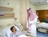 نائب أمير المنطقة الشرقية يطمئن على رجال الأمن المصابين