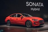 «هيونداي» تكشف عن أحدث سياراتها «سوناتا هايبرد» بسقف يدعم الطاقة الشمسية (صور)