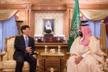 سمو ولي ولي العهد يلتقي المبعوث الخاص لرئيس الصين ويستعرضان العلاقات الثنائية