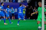 ‏‎الهلال يقسو على ‎الفتح بثلاثية في الدوري