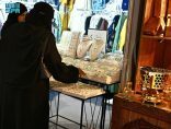 صياغة الحُلي والمجوهرات.. حضور تراثي يعزّز قيمة المنتج الوطني في معرض الصناعات الوطنية