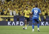 تعادل مثير في ديربي الرياض بين الهلال والنصر يؤجل حسم الدوري
