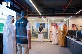 الأمير عبدالعزيز بن سعود وزير الداخلية رئيس لجنة الحج العليا يطّلع على منظومة النقل الذكية وغرفة التحكم والتشغيل بالمشاعر المقدسة